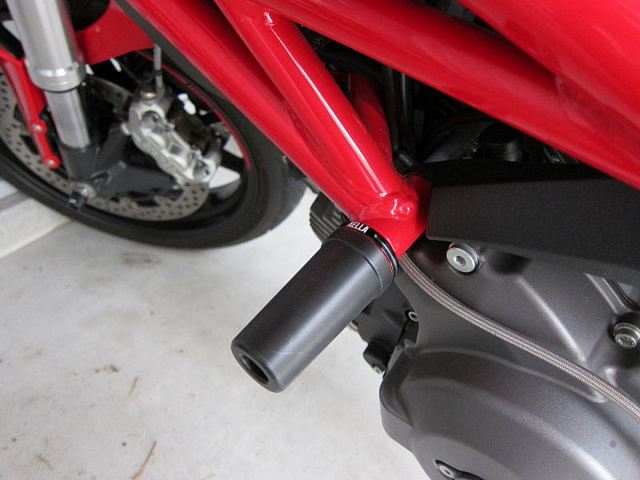 Слайдеры рамы Aella для мотоцикла Ducati Monster 696 / 796 / 1100 /S / 1100 EVO