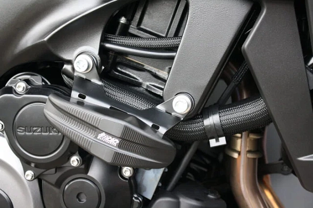 Слайдеры рамы мотоцикла продольные с черными кронштейнами GSG 1505040-S63