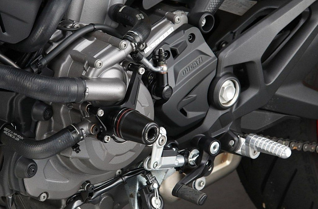 Слайдеры двигателя Aella для Ducati Monster 937