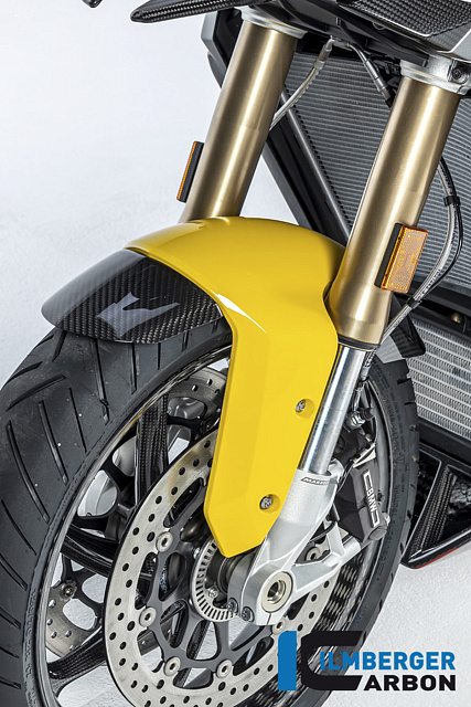 Переднее крыло окрашенного пластика ILMBERGER CARBON CG.KVO.040.1XR20
