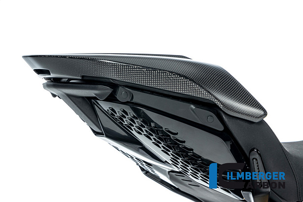 Заглушка пассажирского сиденья ILMBERGER CARBON SIA.126.DI23M.K