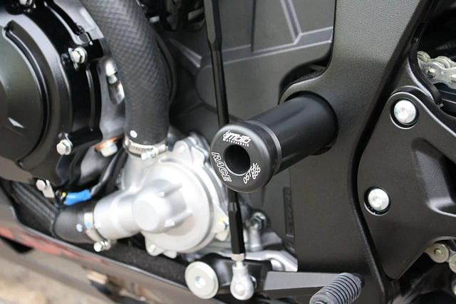 Слайдеры оси маятника мотоцикла GSG 953995-S388