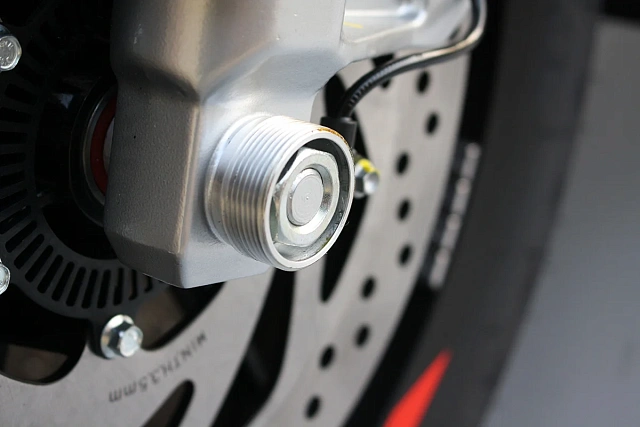 Слайдеры оси переднего колеса мотоцикла GSG 49-26-AL-A18