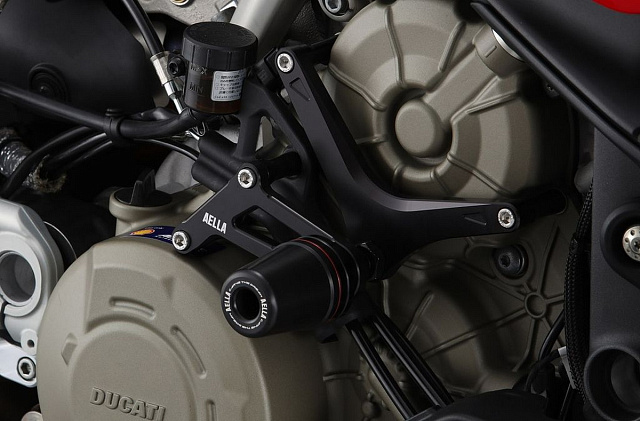 Слайдеры двигателя Aella для Ducati Streetfighter V4 2020-2022