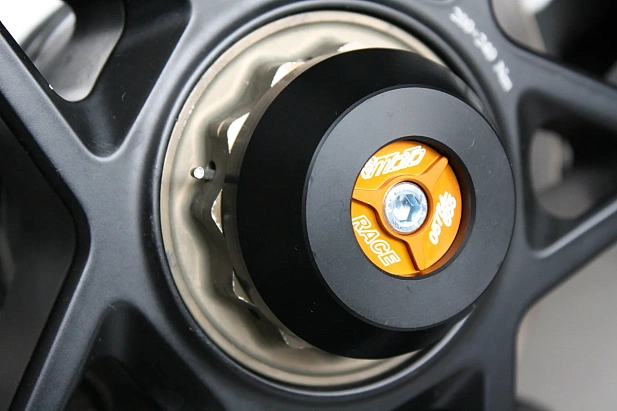 Слайдеры оси заднего колеса мотоцикла GSG с оранжевой анодированной вставкой 77E-50E-O